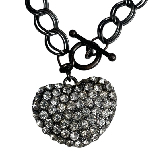 Vintage Pave Heart Rhinestones Toggle Chain Necklace Unique Statement - Picture 3 of 4